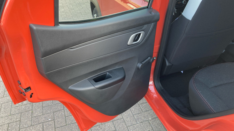 Dacia Spring 27kWh Expression 65 48kW 5dr Auto Electric Hatchback